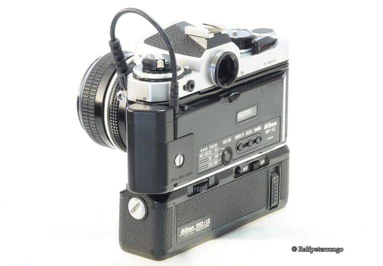 Nikon FE + MD-12 / MF-12