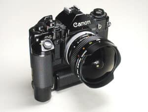 Canon A-1 (mit Motor MA und Fisheye 15 mm)
