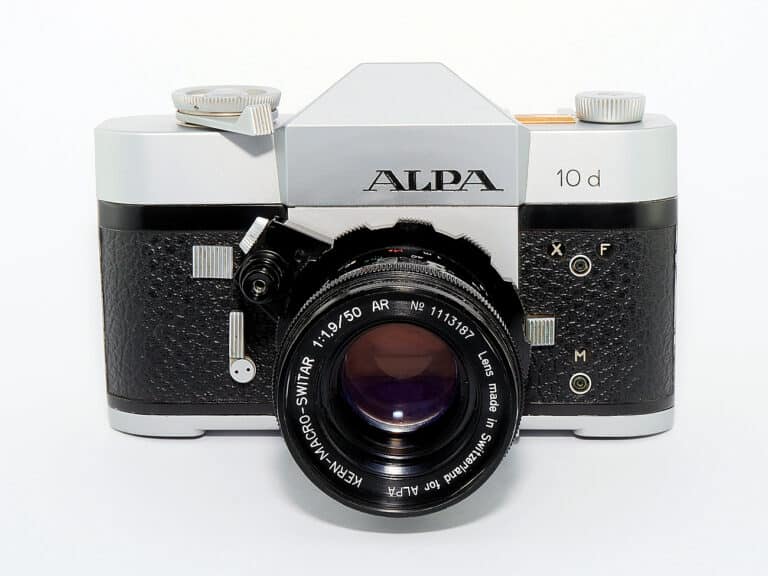 Alpa 10 d mit Kern-Macro-Switar AR 1:1,9/50 mm for Alpa