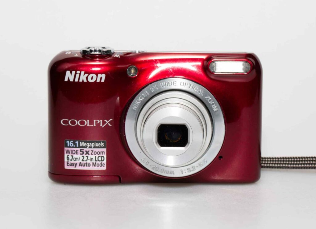 Nikon Coolpix L 27