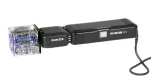 Minox FE 4 Blitzwürfeladapter