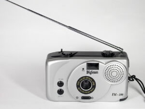 Digicam FM-100 (Radio Camera)