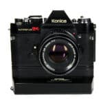 Konica Autoreflex T 4 (Schwarz mit Winder)