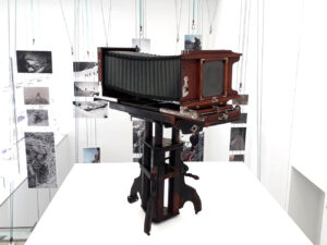Studiokamera (unbekannter Hersteller) - Zurzeit als Leihgabe im LUMEN MUSEUM in Südtirol