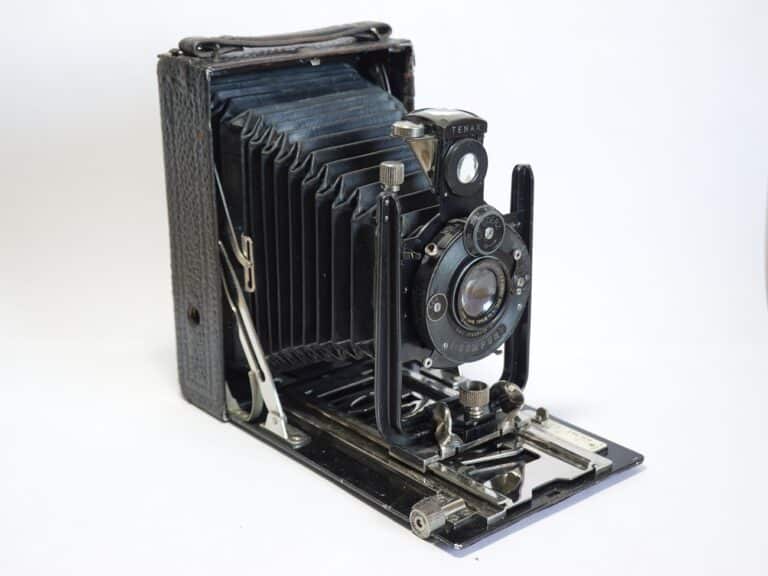 Goerz Tenax (Plattenkamera 9 x 12 cm)