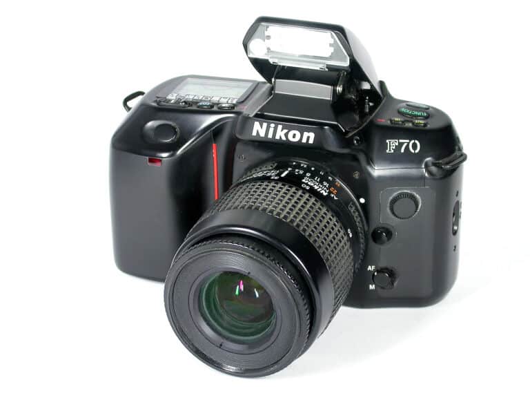 nikon f 70 flash