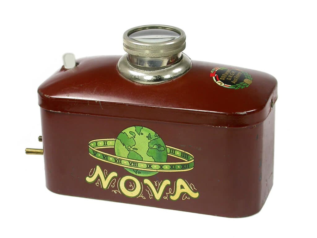 Nova Projektionsuhr