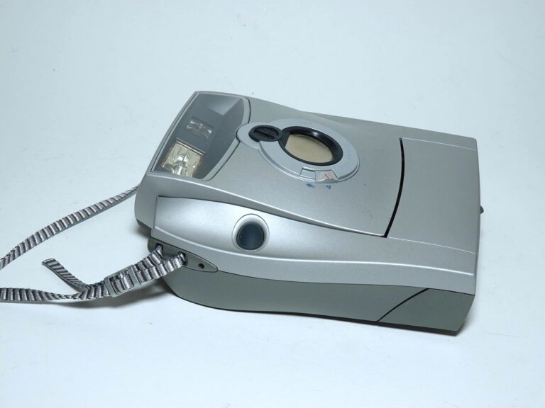 Polaroid 1200 FF