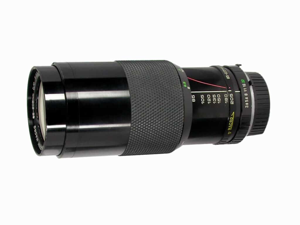 Soligor Zoom 1:3,8/85-205 mm C/D (Minolta MD)