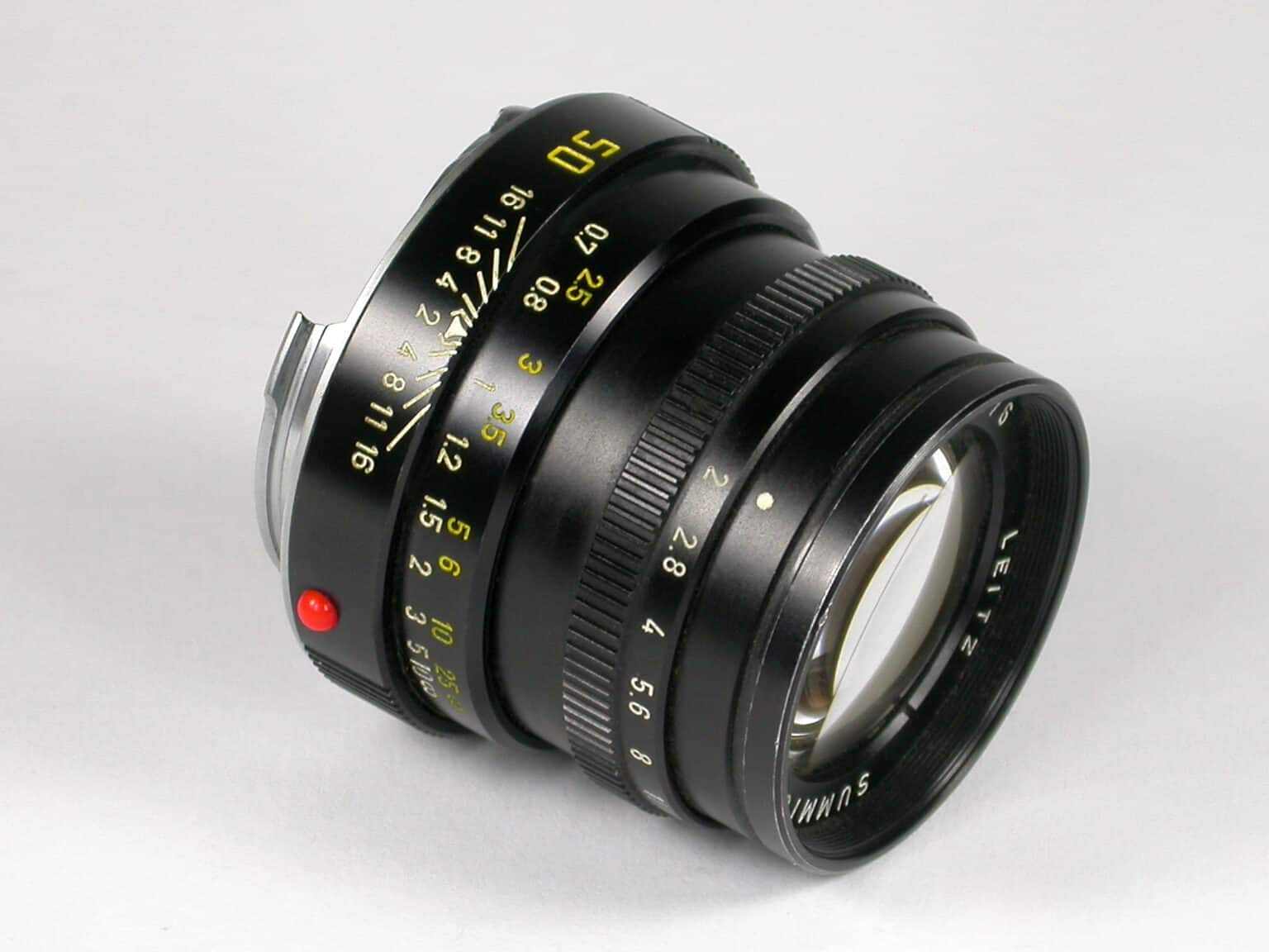 Leitz Summicron-M 1:2,0/50 mm (Leica-M/Minolta CLE)
