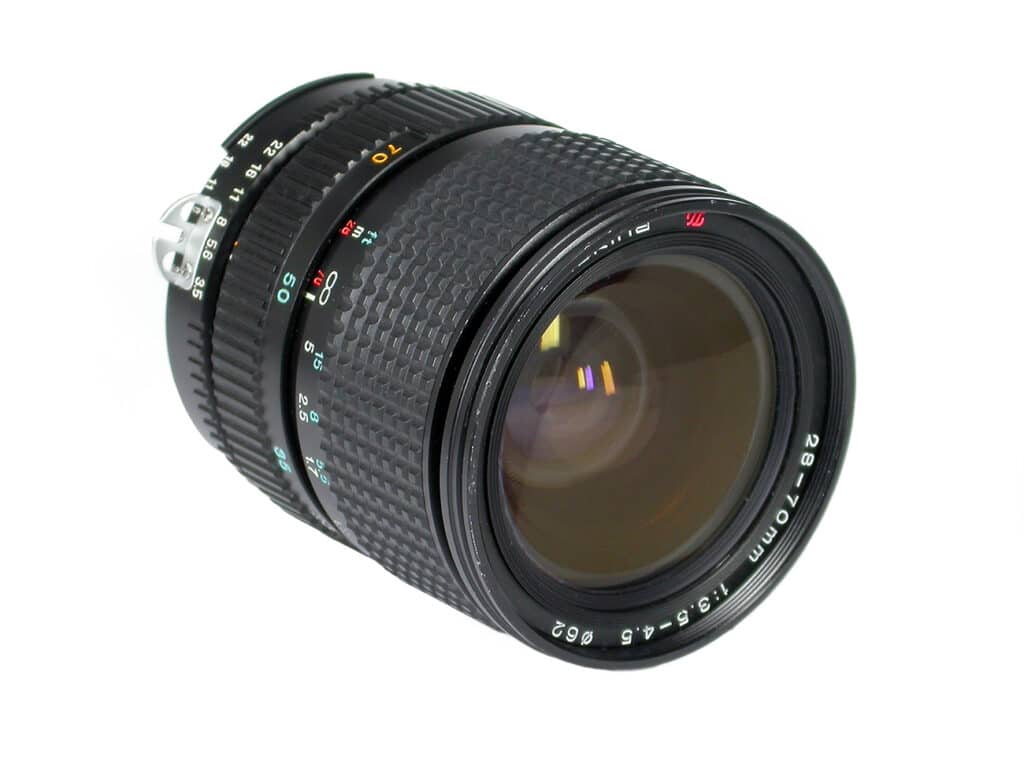 RMC Tokina 1:3,5-4,5/28-70 mm (Nikon F)