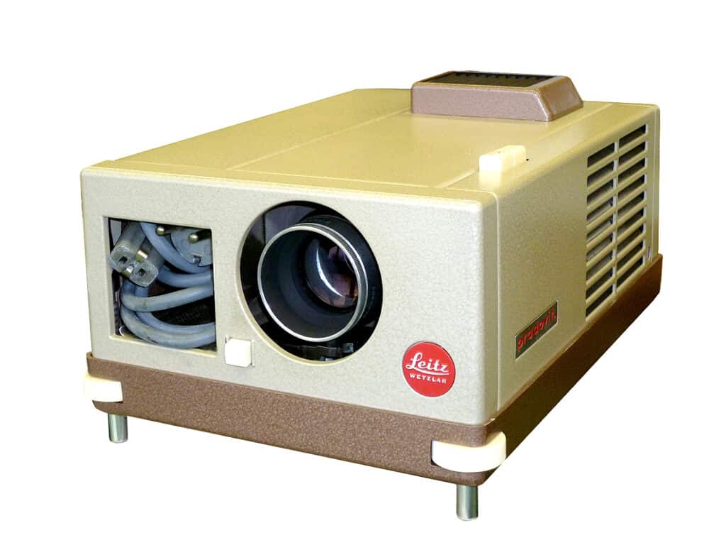 Leitz Pradovit n