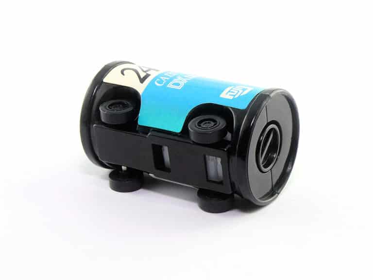 Fuji Fujicolor-Film „auf Rädern“ mit Friktionsantrieb