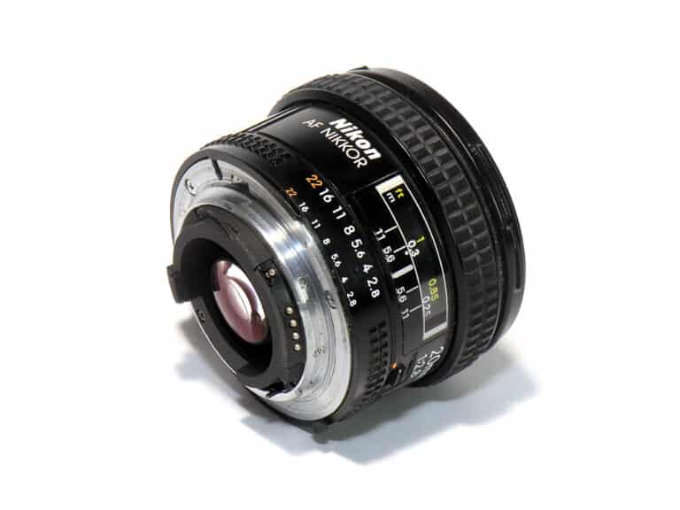 Nikon Nikkor AF 1:2,8/20 mm