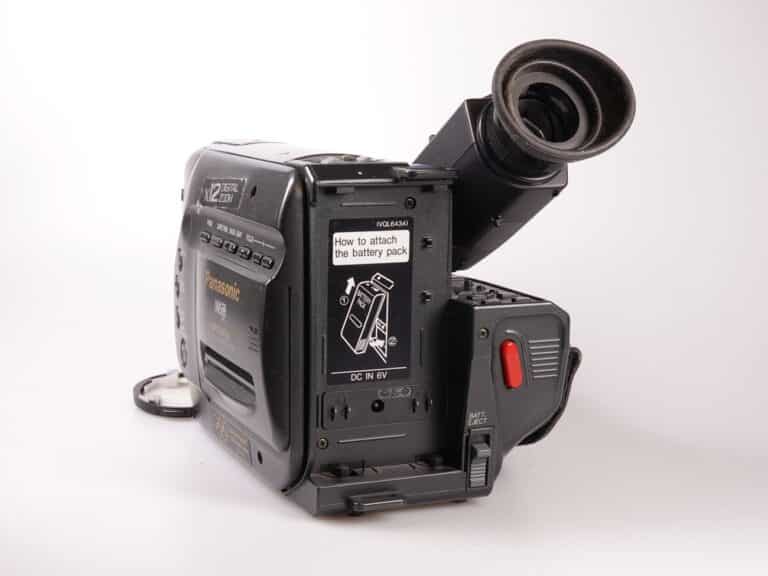 Panasonic Palmcorder VHS-C Movie Camera NV-S5