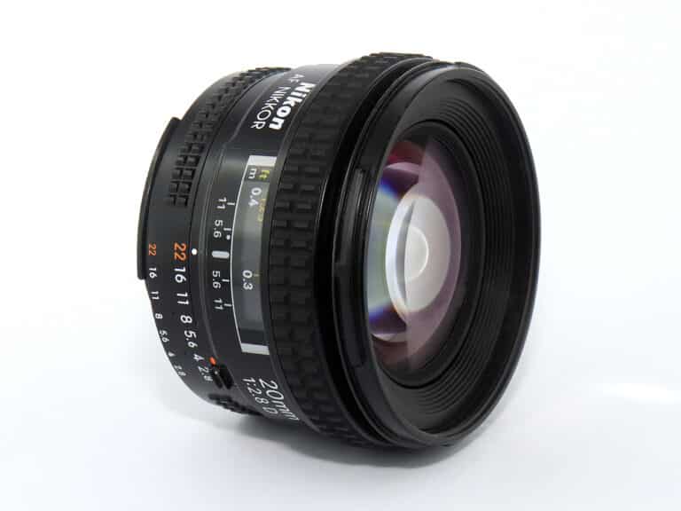 Nikon Nikkor 1:2,8/20 mm AF D