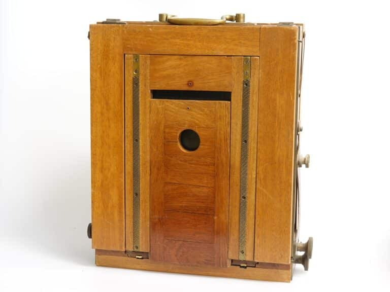 Reisekamera mit Hugo Meyer & Co. - Goerlitz Portrait-Trioplan