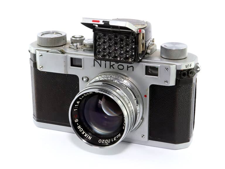 Nikon MS mit Aufsteckbelichtungsmesser