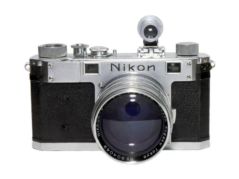 Nikon S (60910544) mit Nikkor-P.C 1:2,0/85 mm