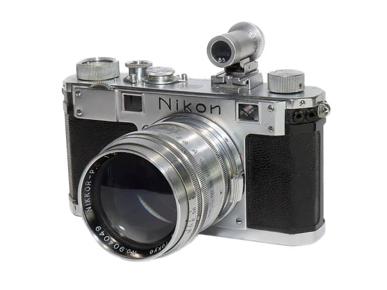 Nikon S (60910544) mit Nikkor-P.C 1:2,0/85 mm