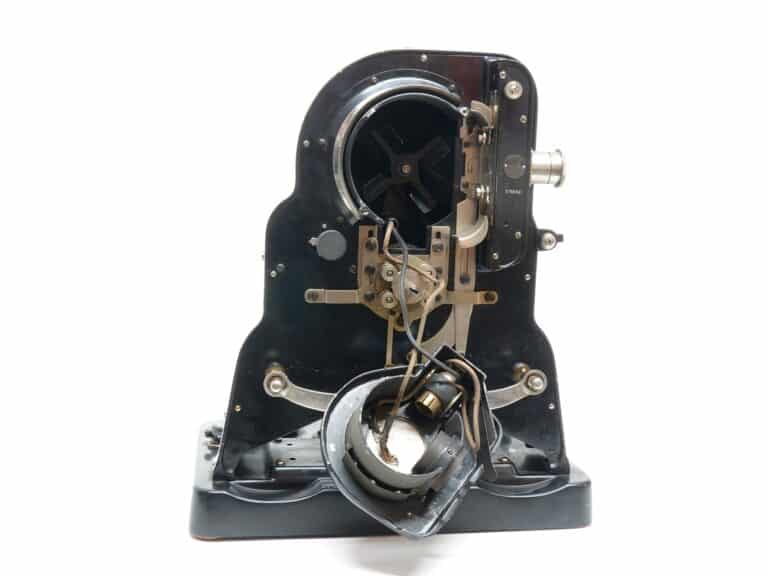 Ihagee 16-mm-Filmprojektor