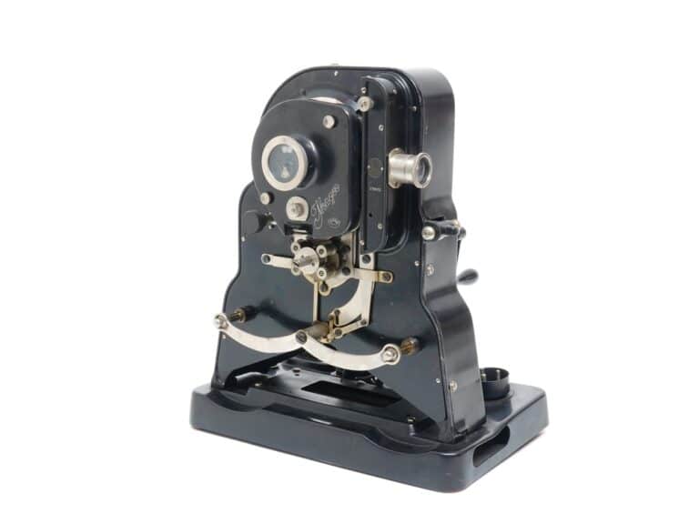 Ihagee 16-mm-Filmprojektor