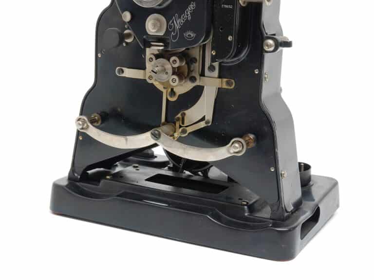 Ihagee 16-mm-Filmprojektor