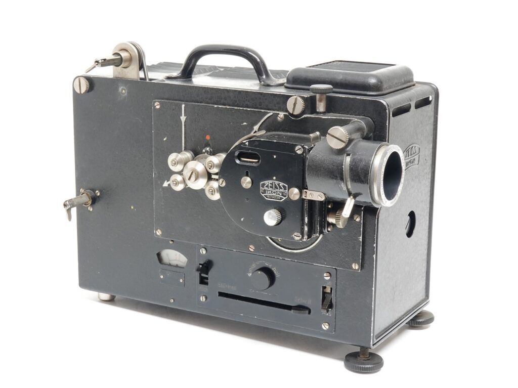 Zeiss Ikon Filmprojektor (16 mm)