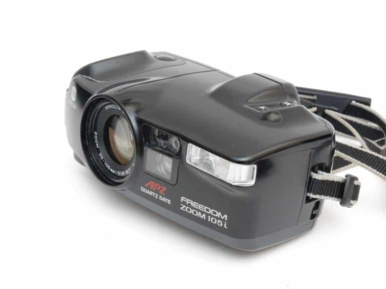 Minolta Freedom Zoom 105i APZ Quartz Date