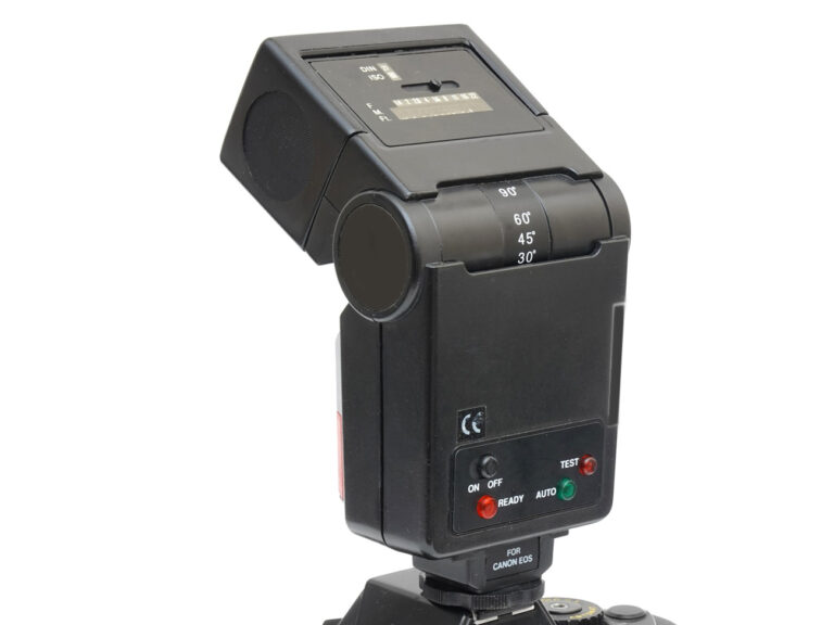 Soligor TIF 340 AF Zoom Flash
