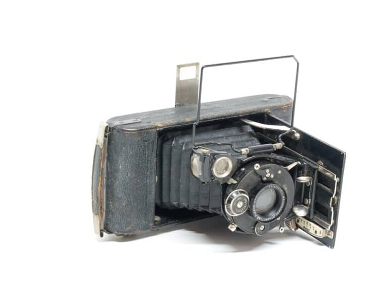 Voigtländer Rollfilmkamera mit Radverschluss