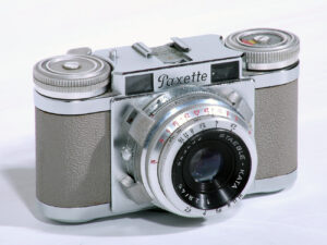 Braun Paxette II grau