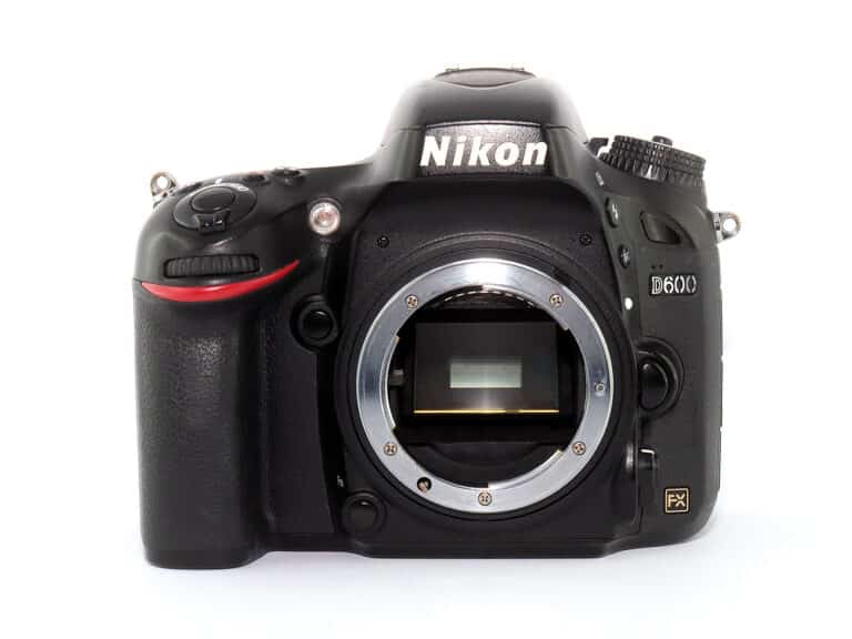Nikon D 600