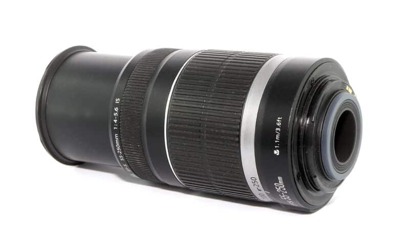 Canon Zoom Lens EF-S 1:4,0-5,6/55-250 mm IS