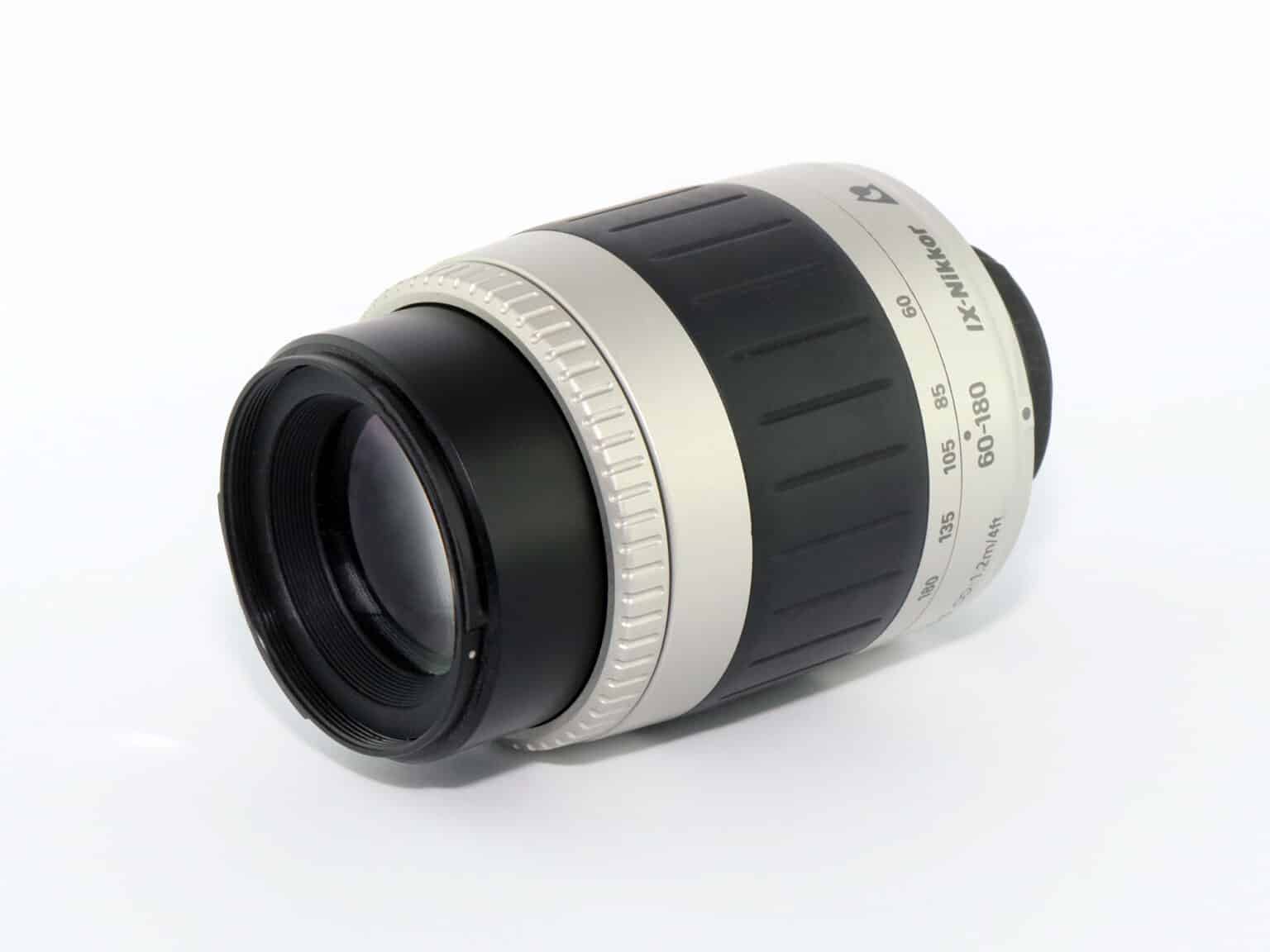 Nikon IX-Nikkor 1:4,5-5,6/60-180 mm