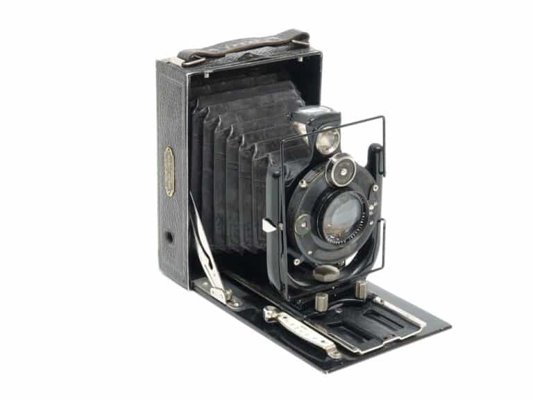 Voigtländer VAG 9 x 12 cm Plattenkamera