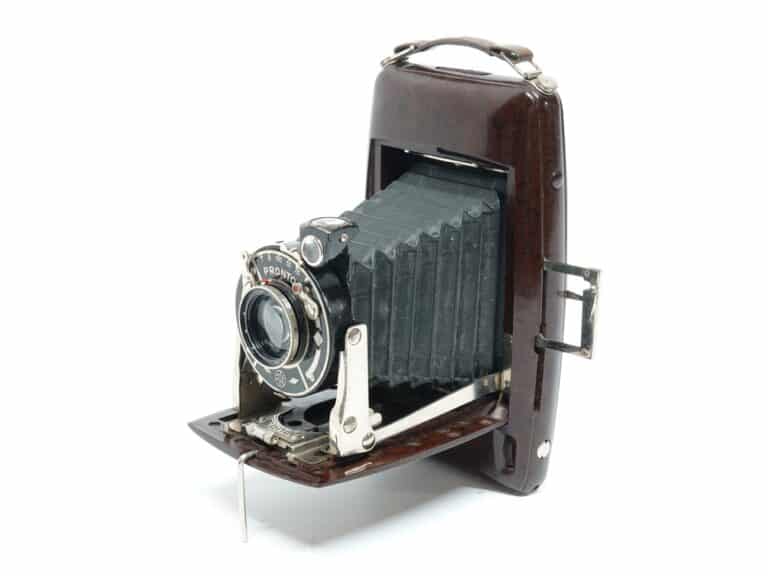 Ebner Rollfilmkamera (6 x 9) mit Ebner Anastigmat 1:4,5/10,5 cm