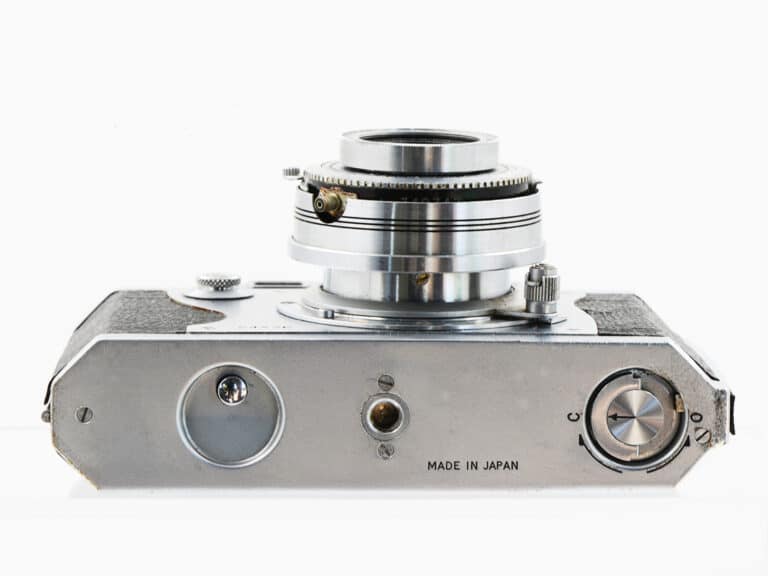 Konishiroku Konica II Unterseite
