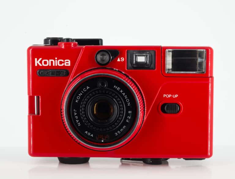 Konishiroku Konica C 35 EF3 rot