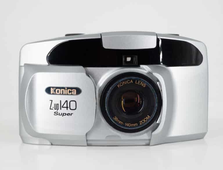 Konica Z-up 135 Super Date Silber