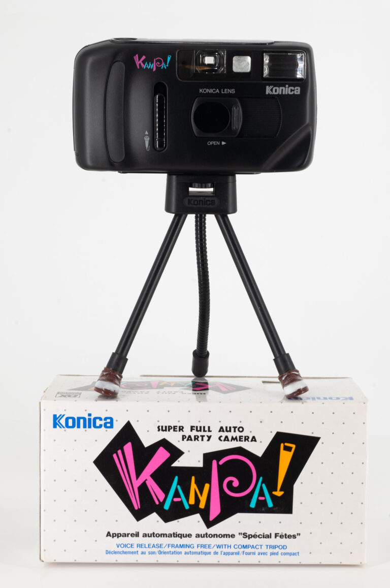 Konica Kanpai Schwarz